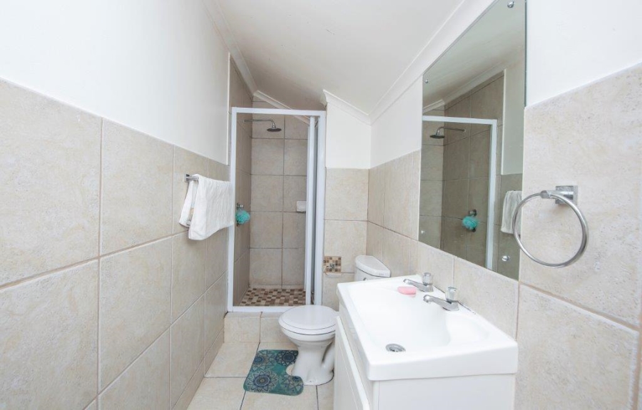 To Let 1 Bedroom Property for Rent in Century City Western Cape